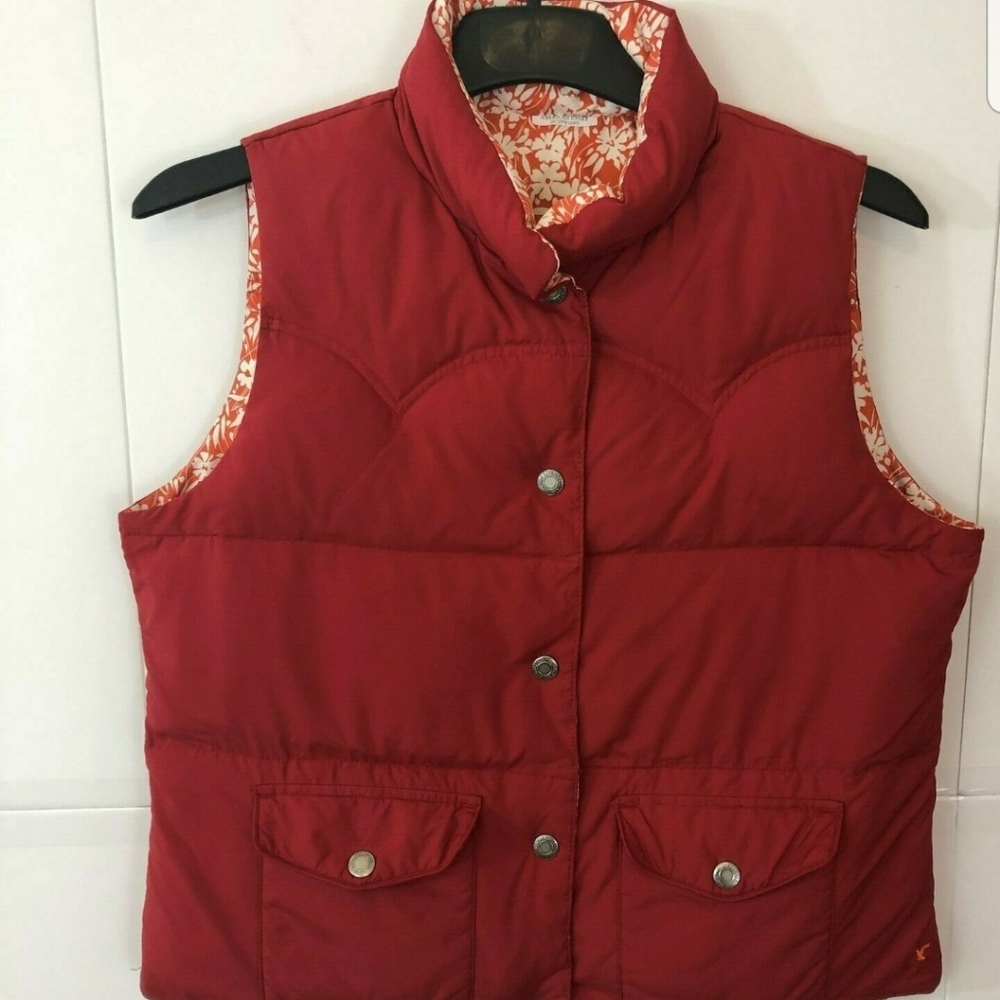 American Eagle Reversible Puffer Vest